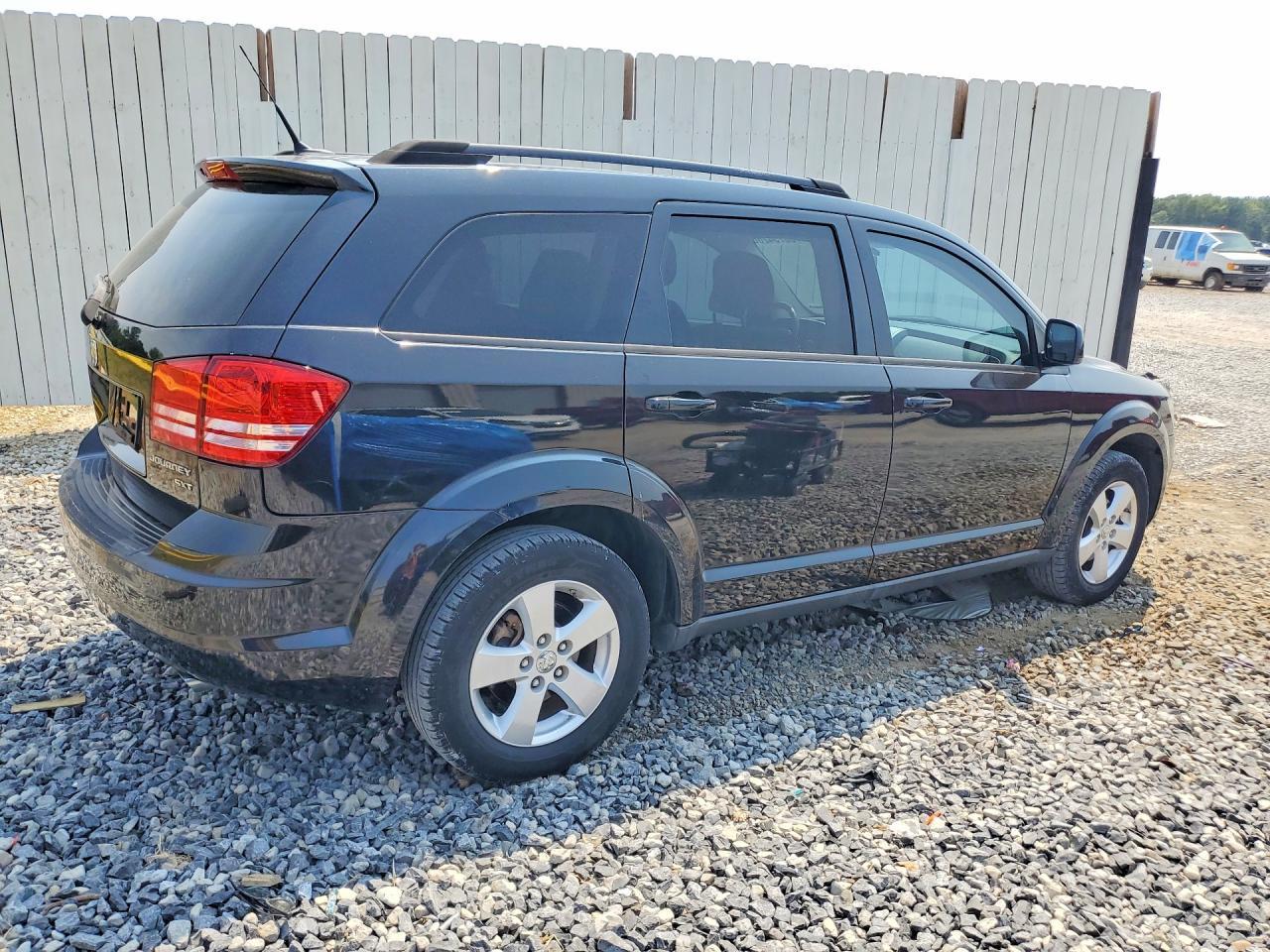 2010 Dodge Journey Sxt - Image 3