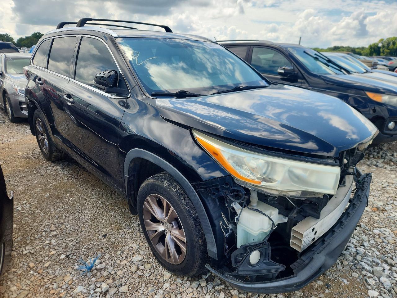 2014 Toyota Highlander Xle - Image 4
