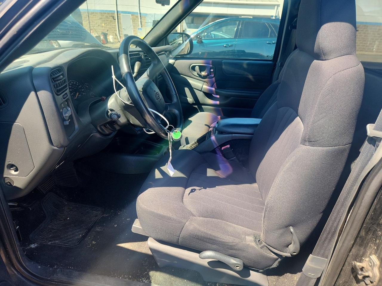 2003 Chevrolet S Truck S10 - Фото 7