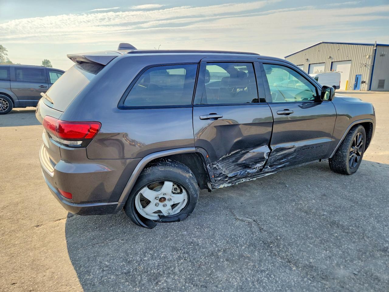 2018 Jeep Grand Cherokee Laredo - Фото 3