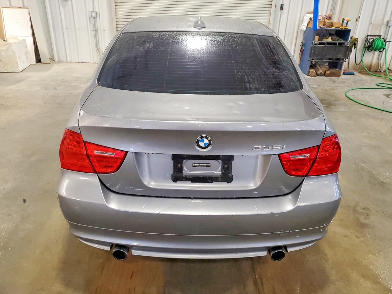 2011 BMW 335 I - Фото 6