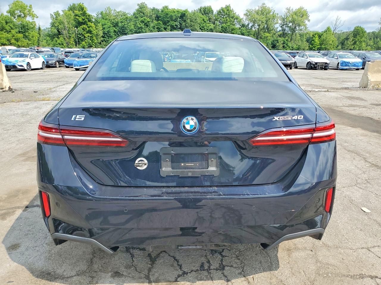 2025 BMW I5 xDrive 40 - Фото 6