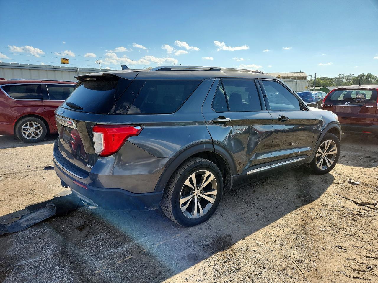 2020 Ford Explorer Platinum - Фото 3