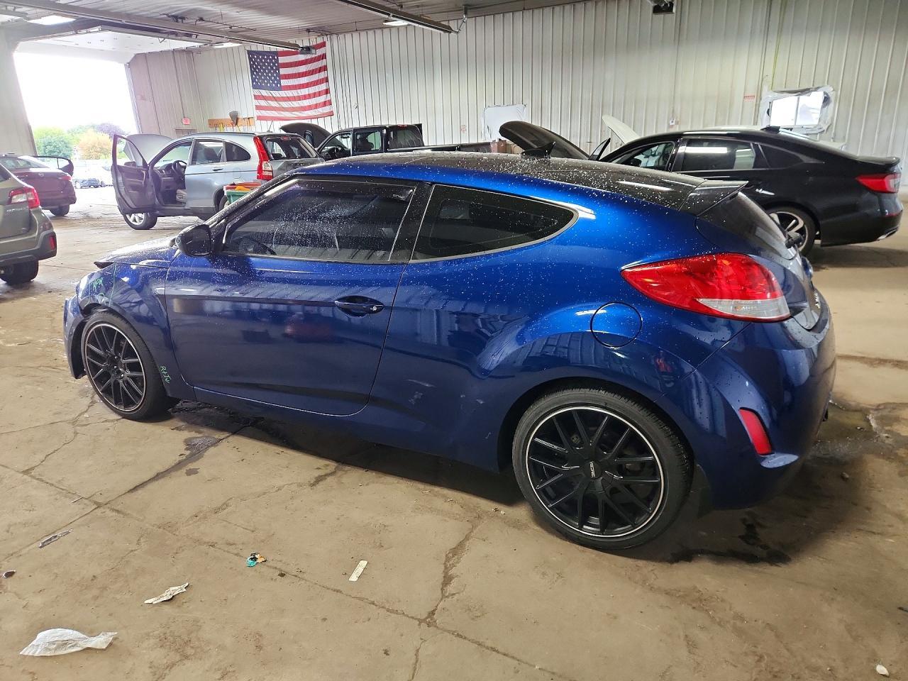 2017 Hyundai Veloster Value Edition - Фото 2