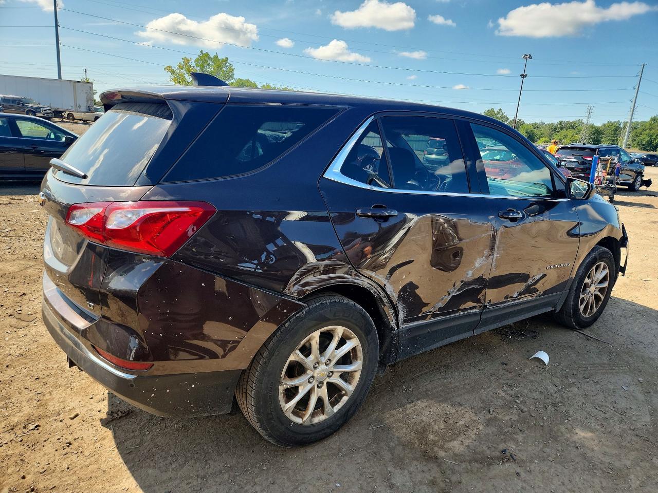 2020 Chevrolet Equinox Lt - Image 3