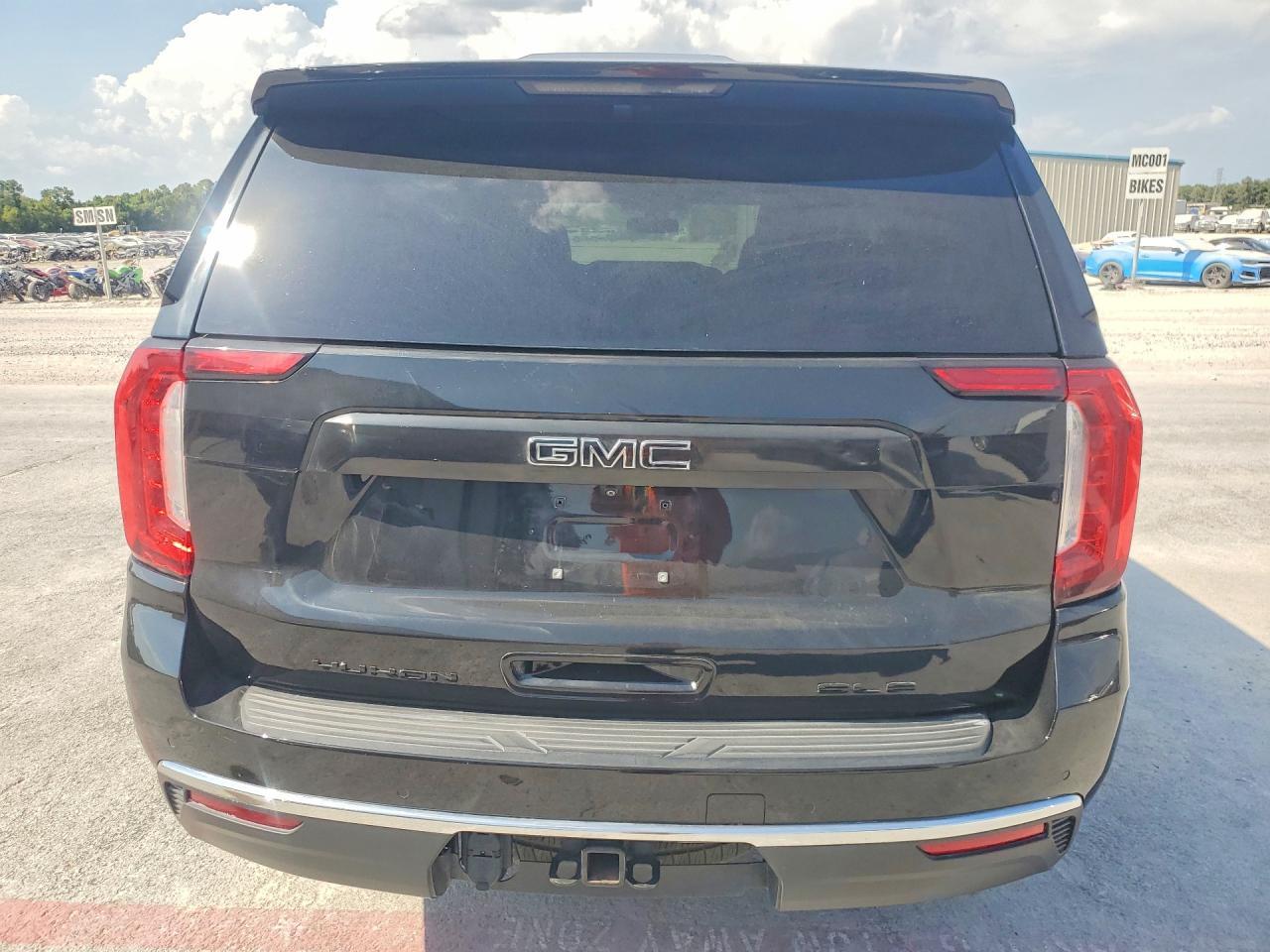 2022 GMC Yukon Sle - Image 6