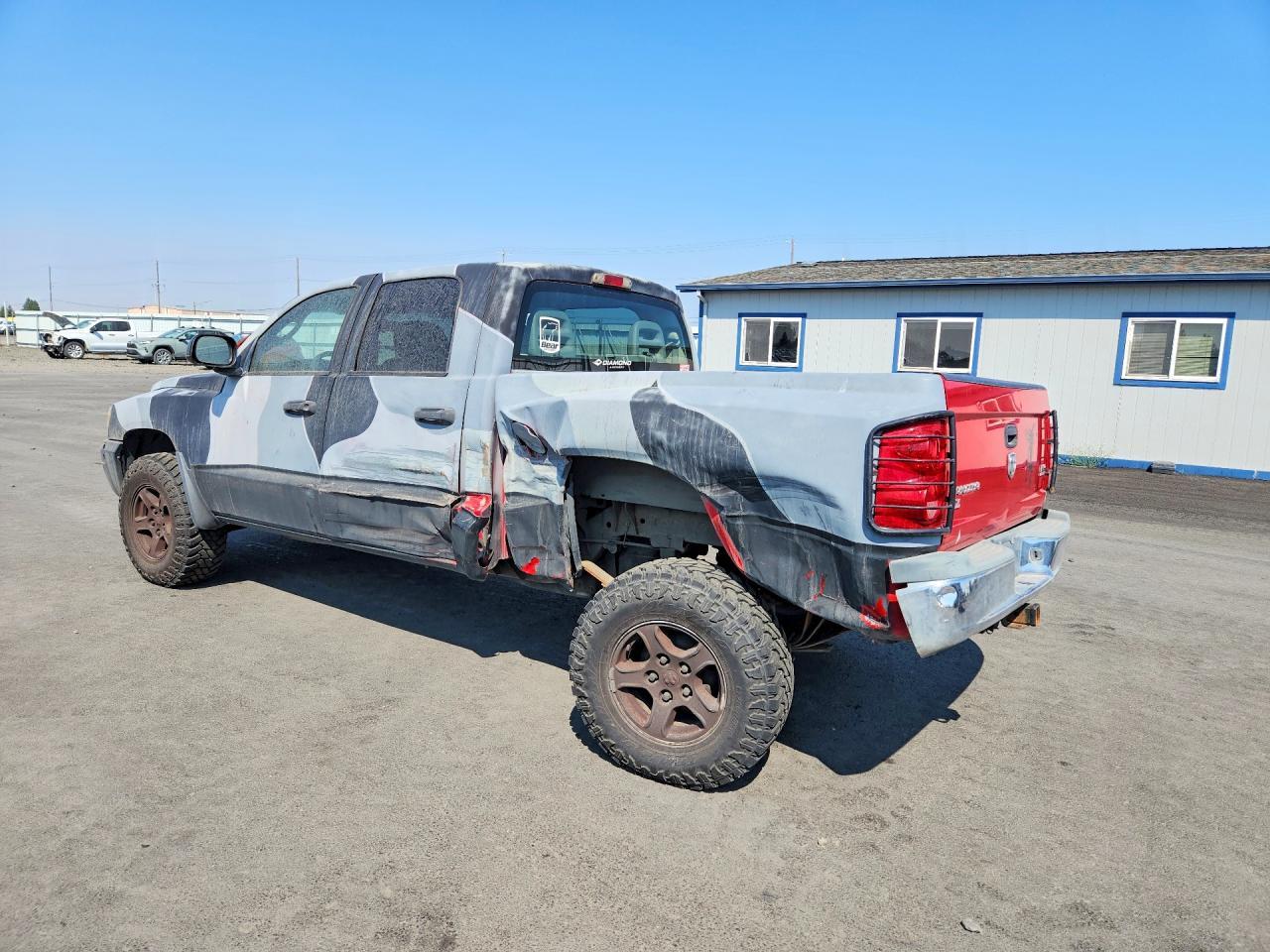 2005 Dodge Dakota Quad Slt - Фото 2