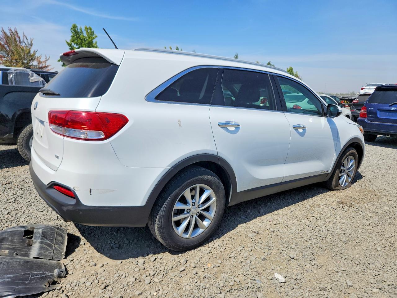 2017 Kia Sorento Lx V6 - Фото 3