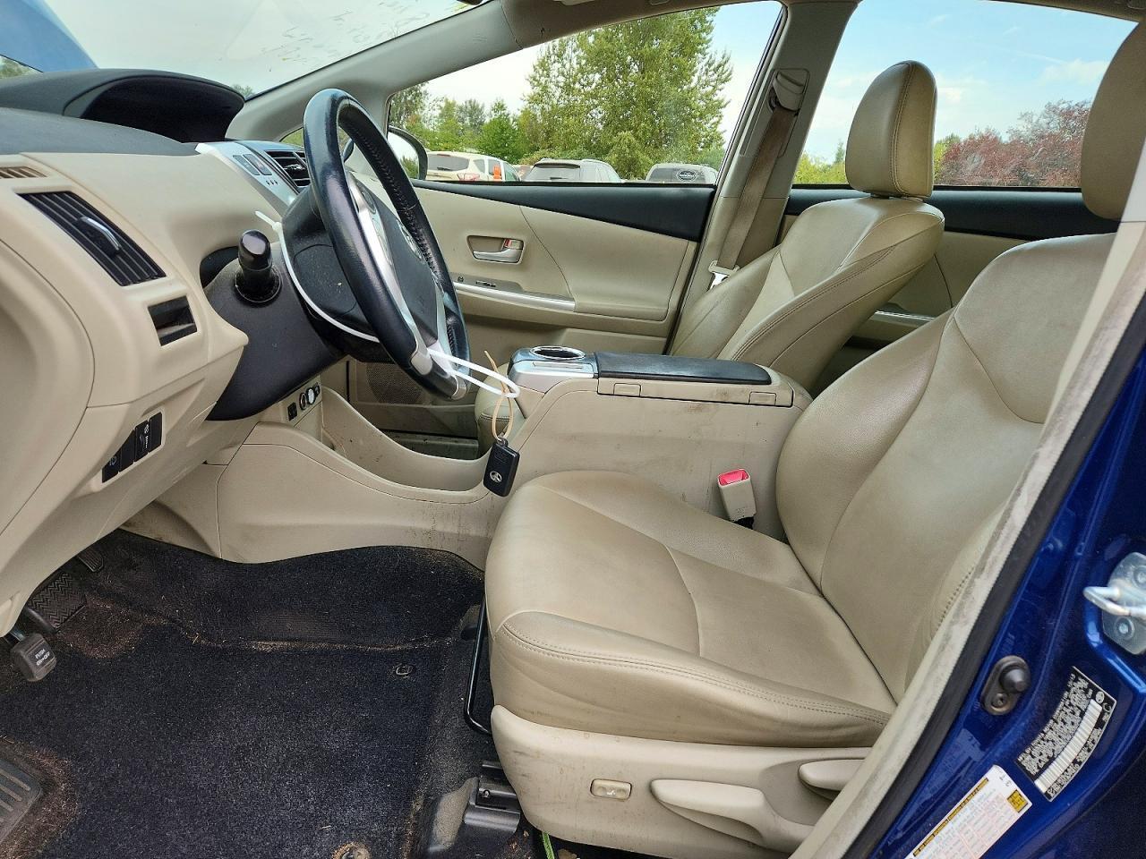 2014 Toyota Prius V Five - Фото 7