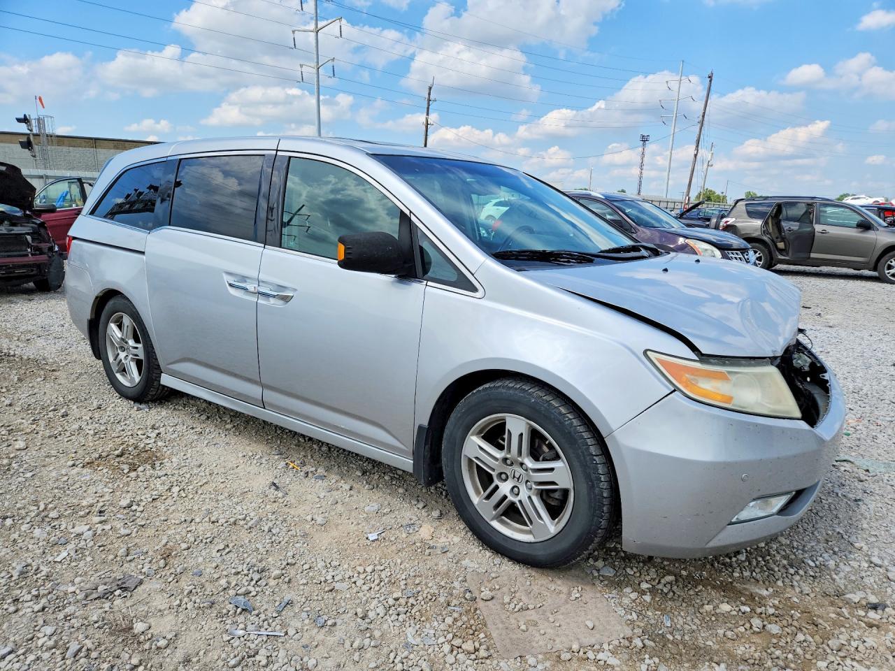 2012 Honda Odyssey Touring - Фото 4