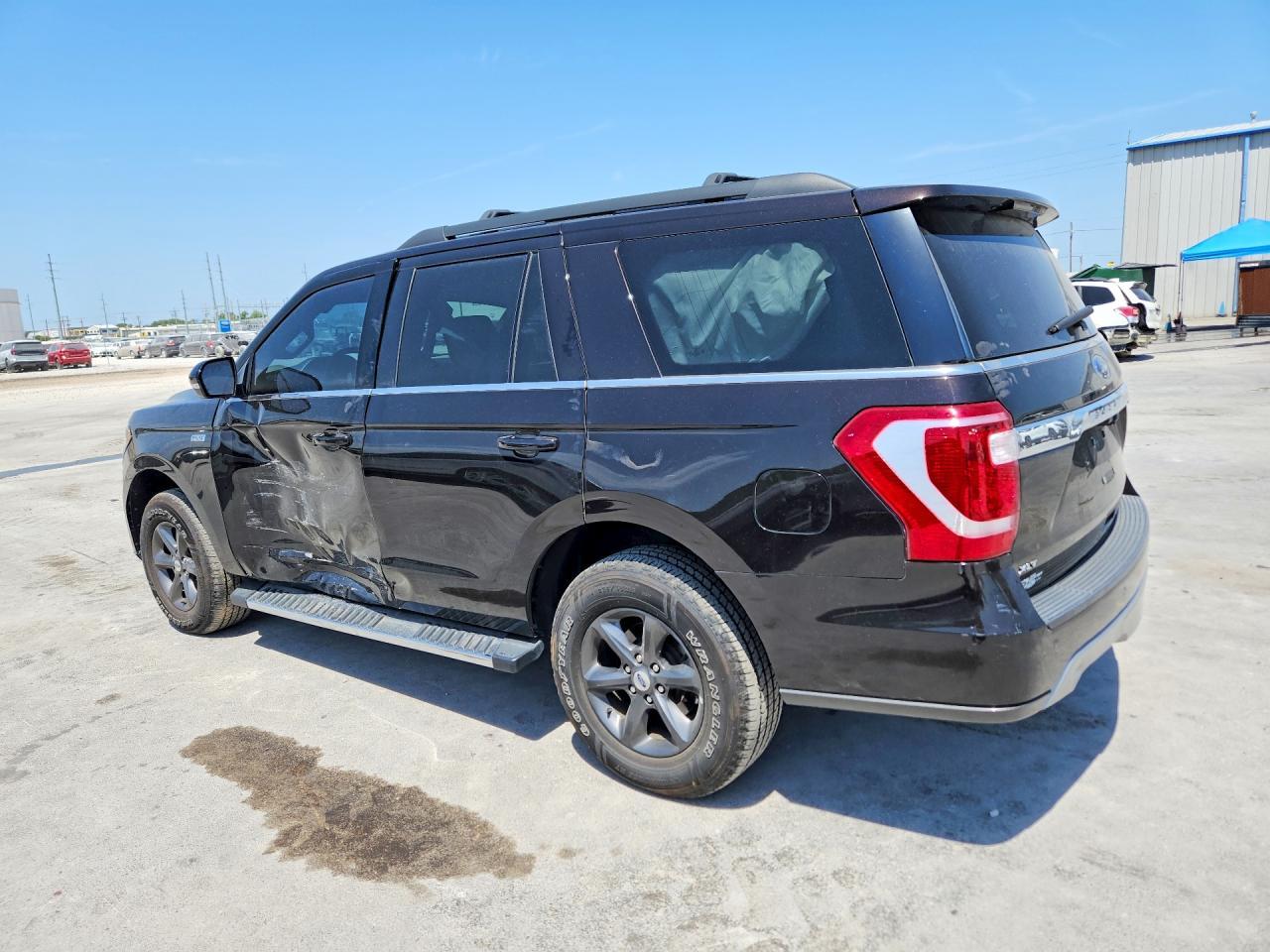 2021 Ford Expedition Xlt - Фото 2