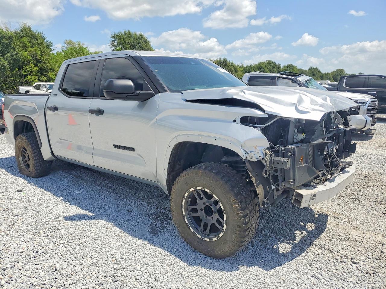 2025 Toyota Tundra Sr5 - Image 4