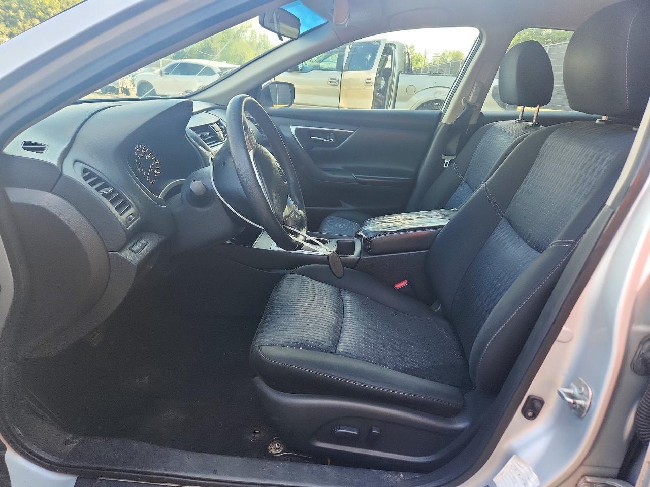 2016 Nissan Altima 2.5 S - Image 7
