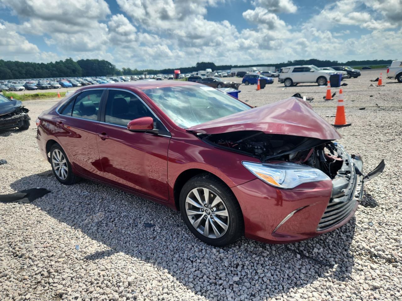 2016 Toyota Camry Xle - Image 4