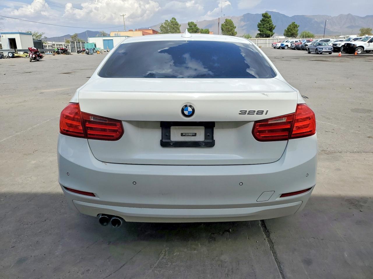 2013 BMW 328 I Sulev - Фото 6