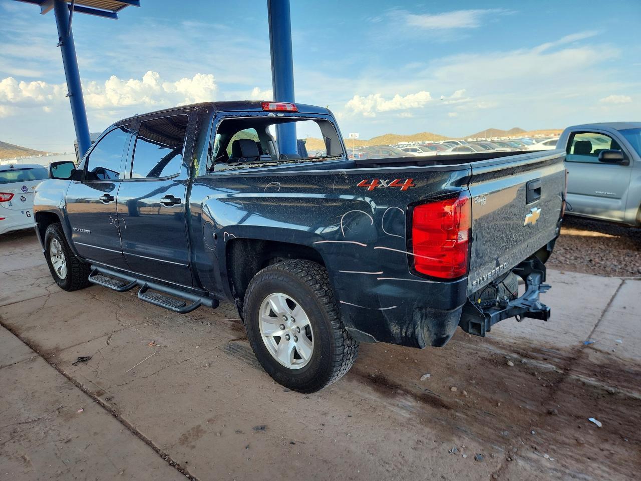 2018 Chevrolet Silverado K1500 Lt - Image 2