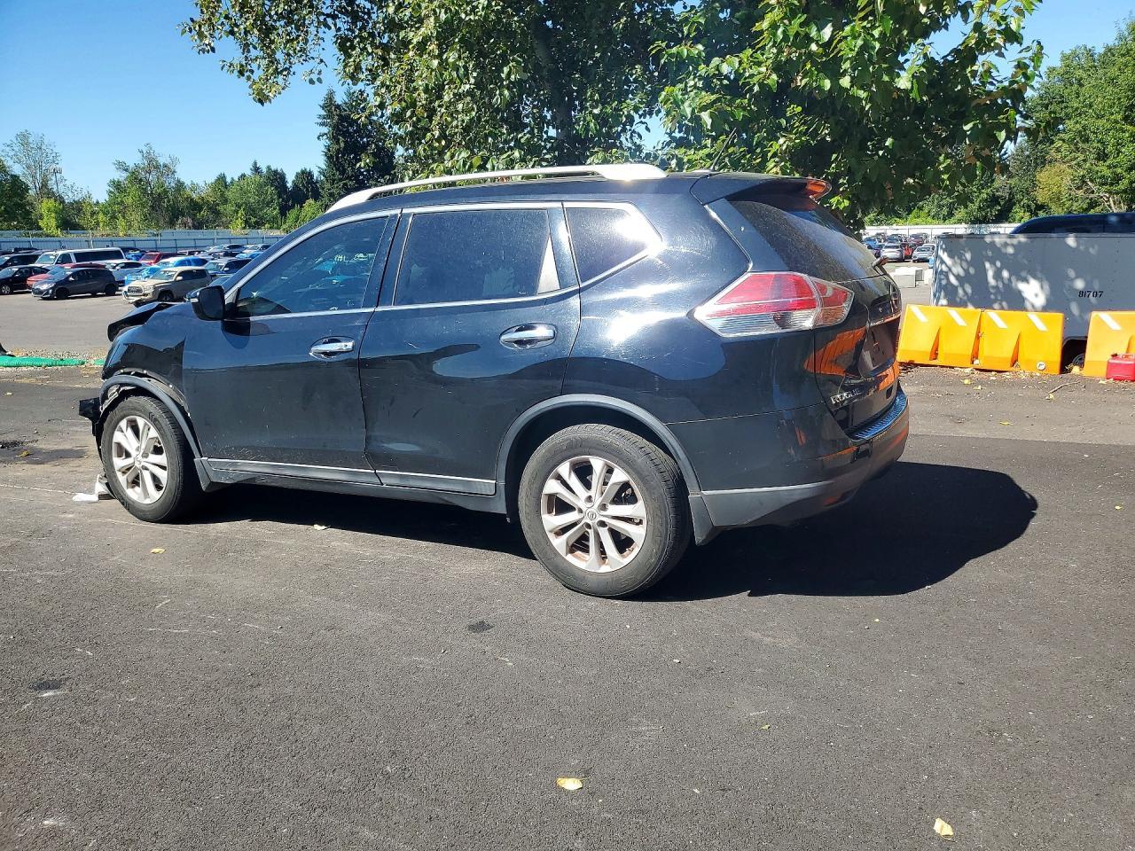 2014 Nissan Rogue S - Image 2