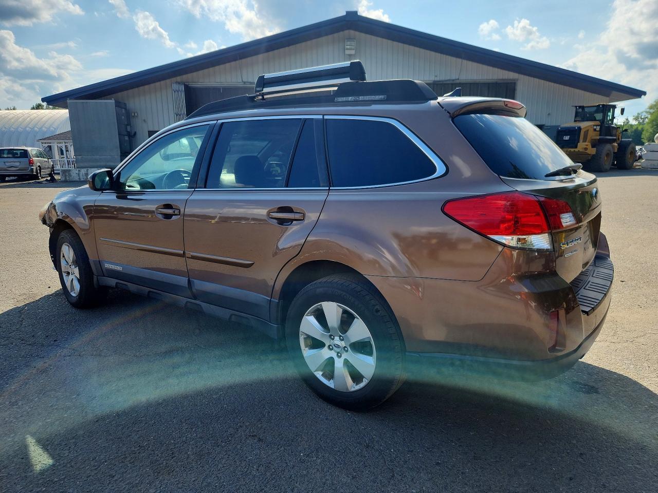 2012 Subaru Outback 2.5I Limited - Фото 2