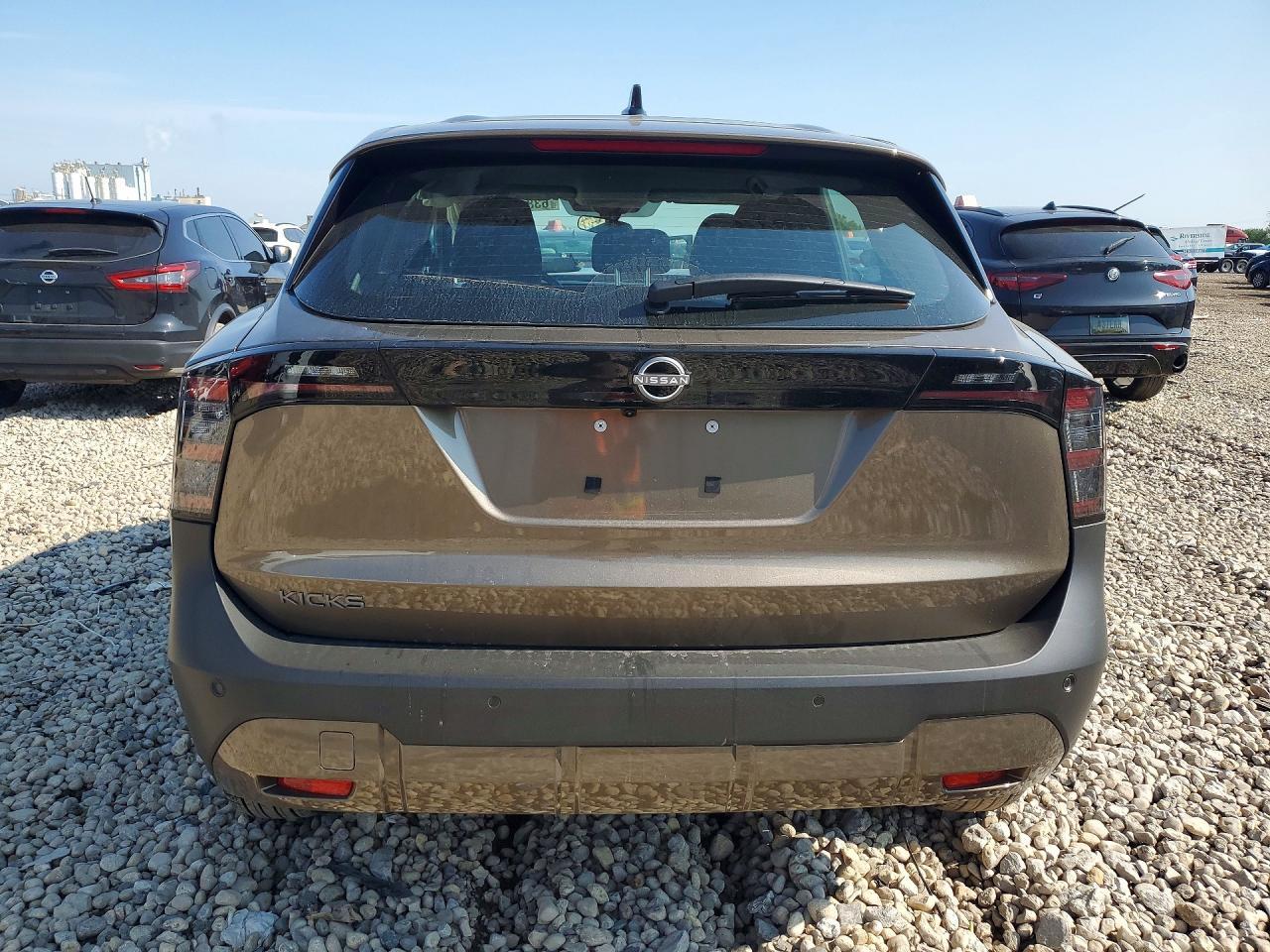 2026 Nissan Kicks S - Image 6