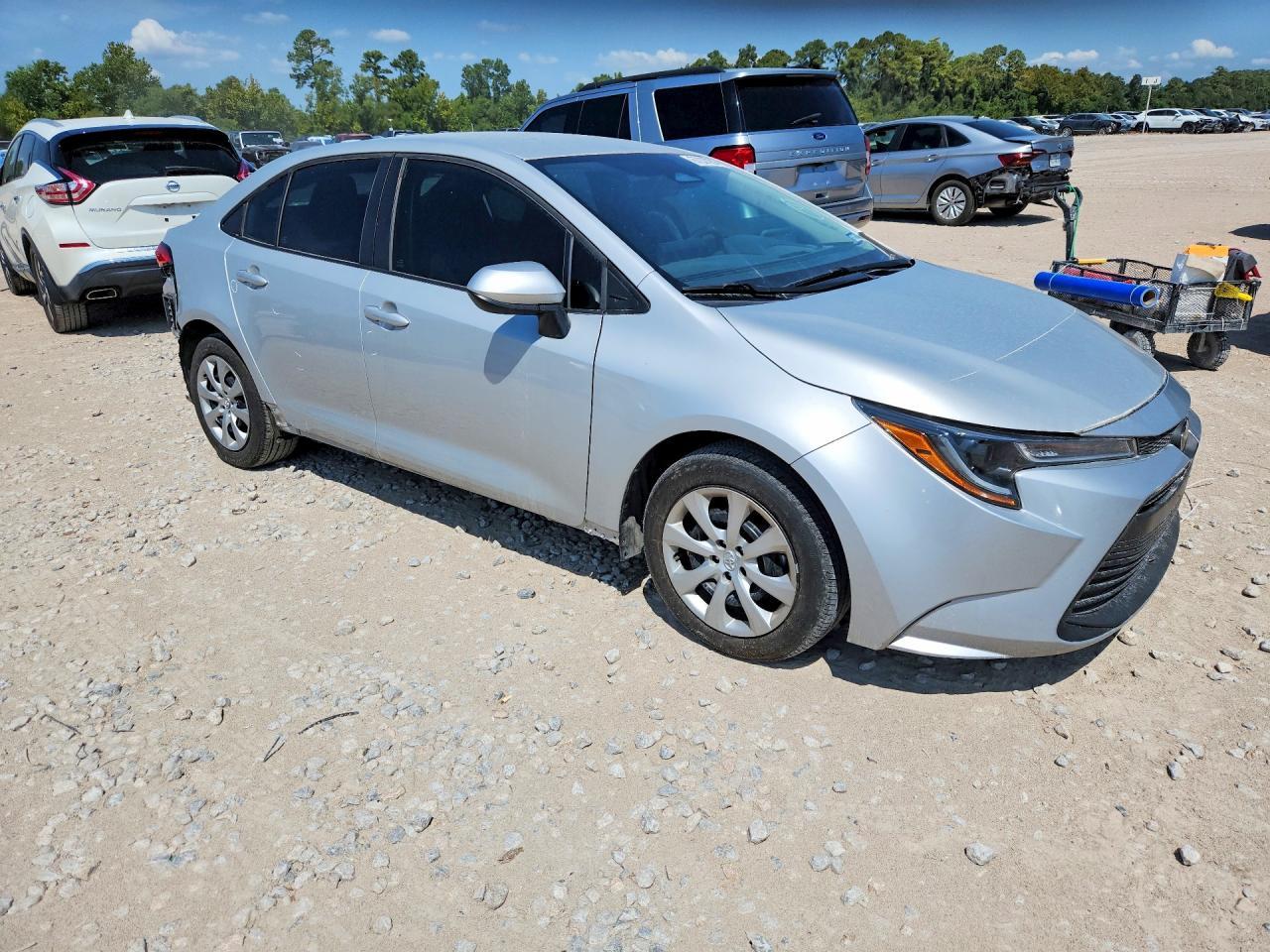 2024 Toyota Corolla Le - Image 4
