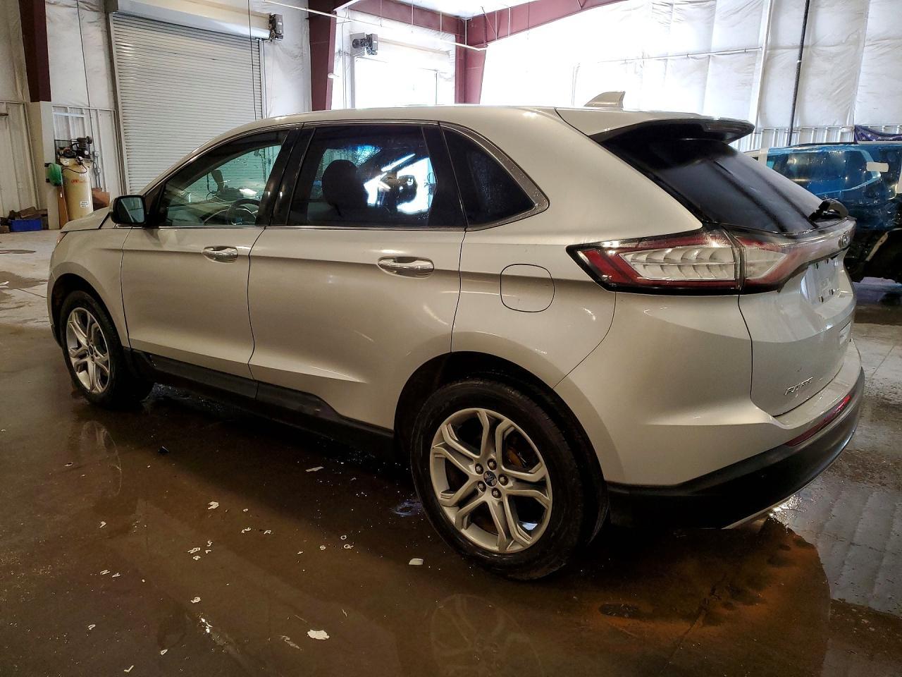 2016 Ford Edge Titanium - Image 2