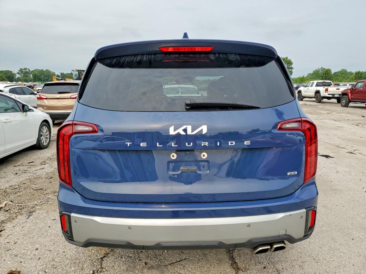 2023 Kia Telluride S - Фото 6