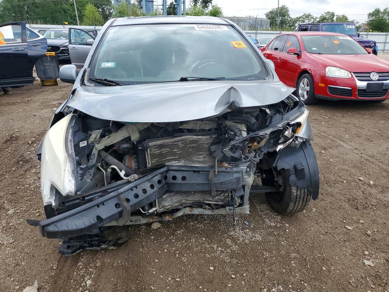 2014 Nissan Versa Note Sv - Image 5