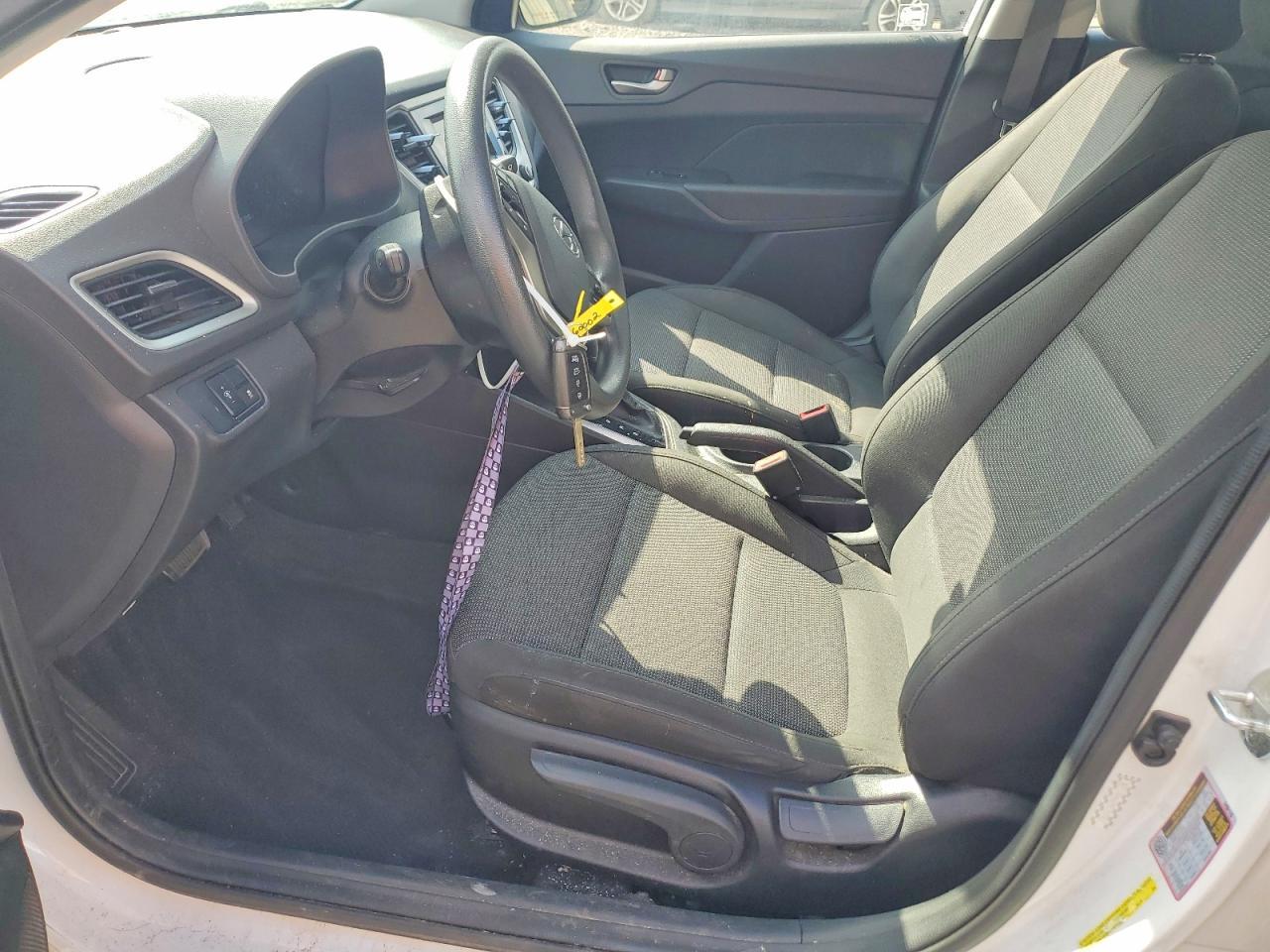 2021 Hyundai Accent Se - Фото 7
