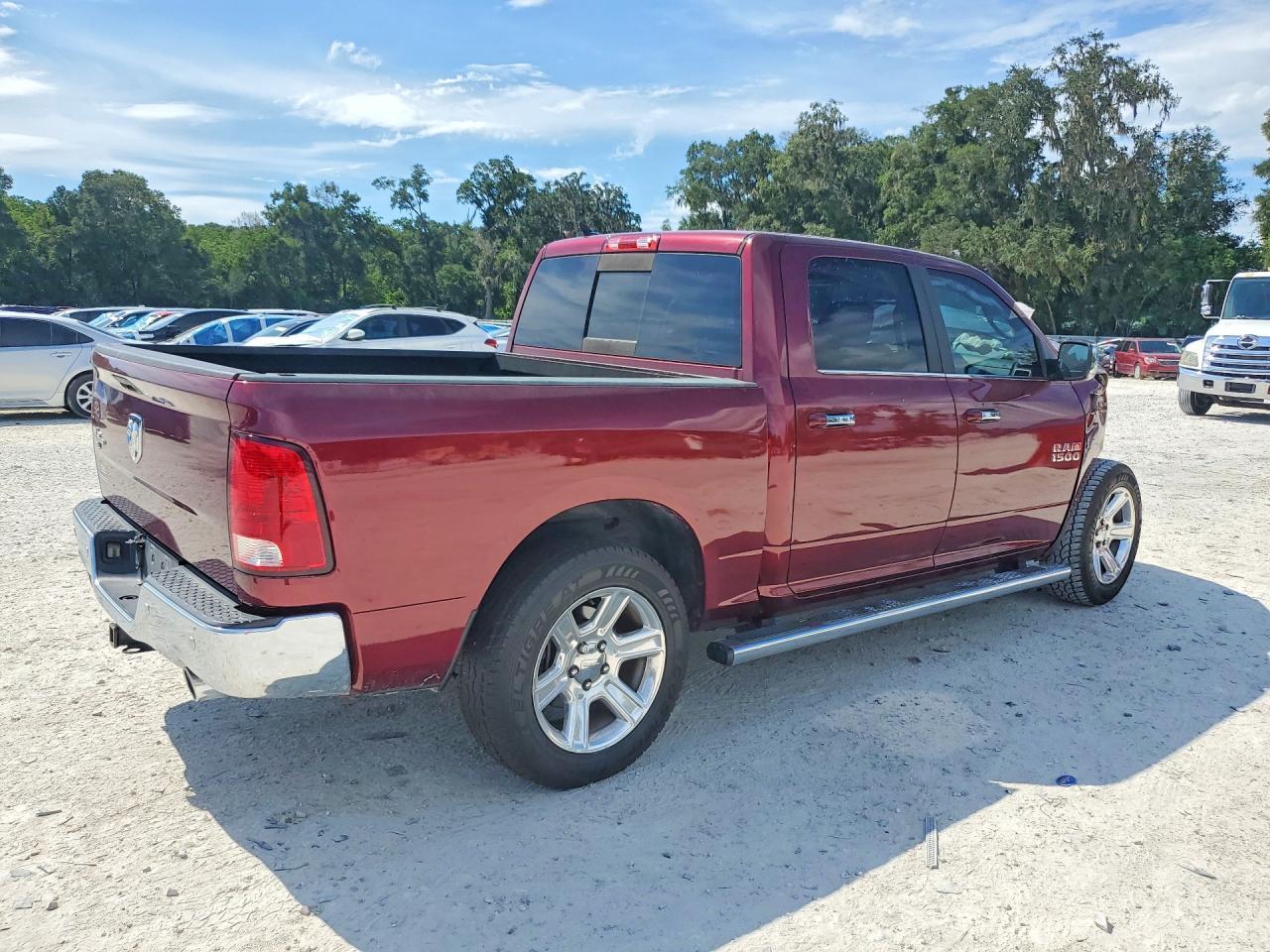 2018 Ram 1500 Slt - Image 3