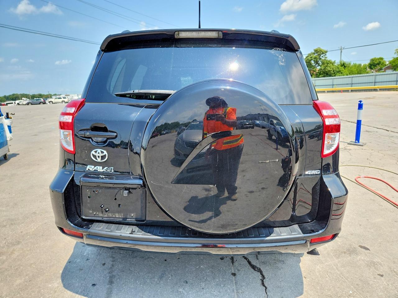 2011 Toyota Rav4 Limited - Image 6