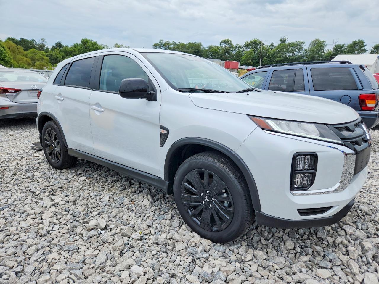 2026 Mitsubishi Outlander Sport S - Фото 4