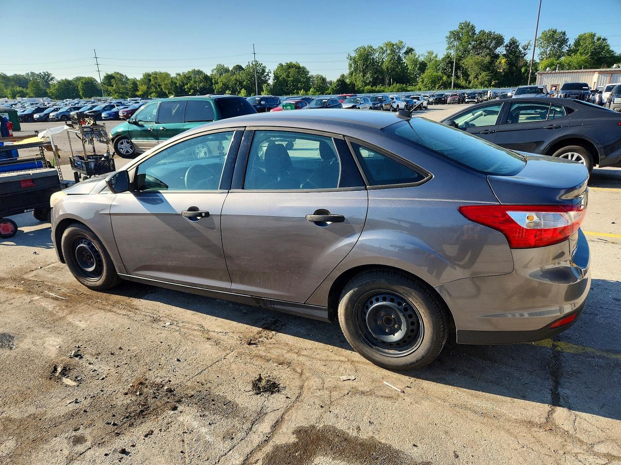 2013 Ford Focus S - Image 2