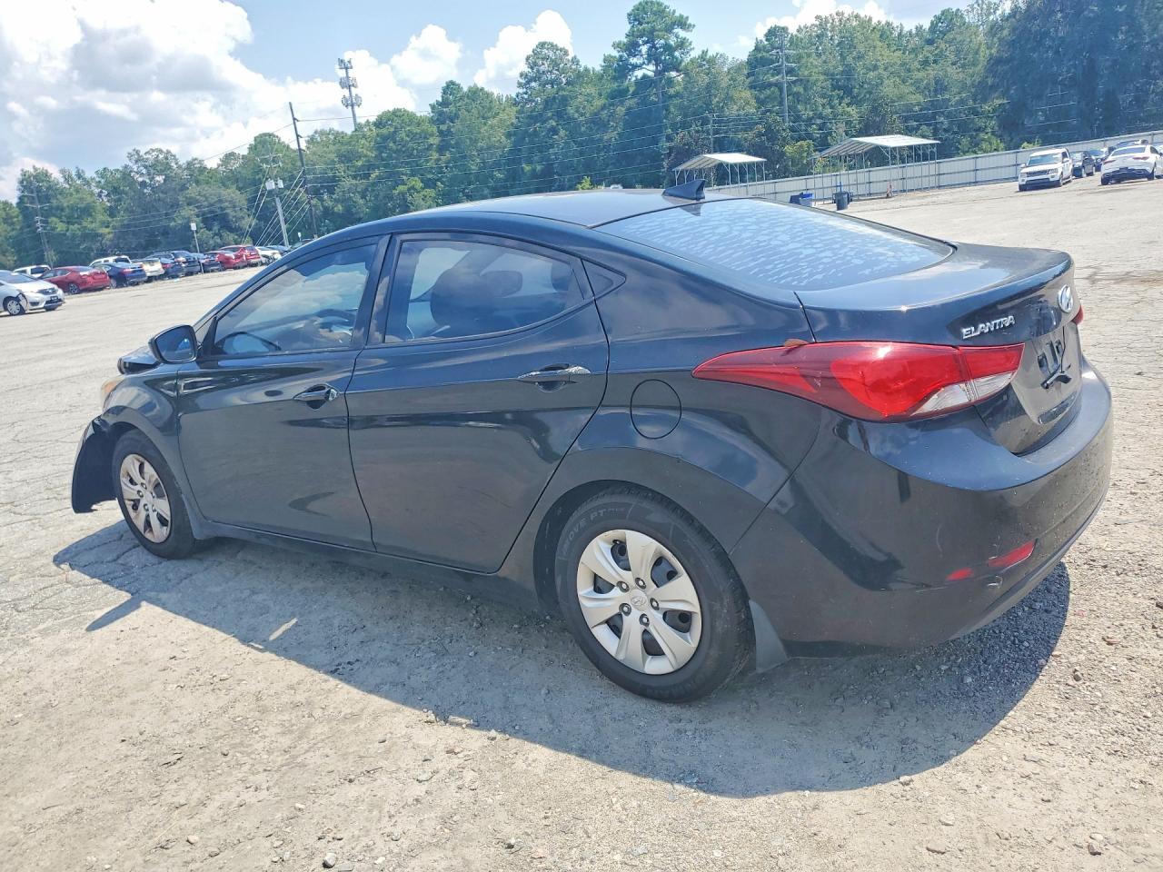 2016 Hyundai Elantra Se - Фото 2