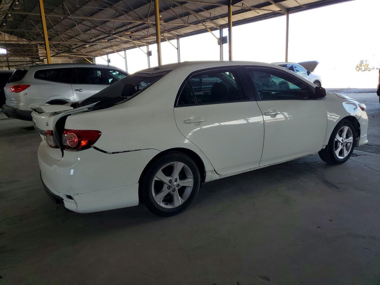 2012 Toyota Corolla S - Фото 3