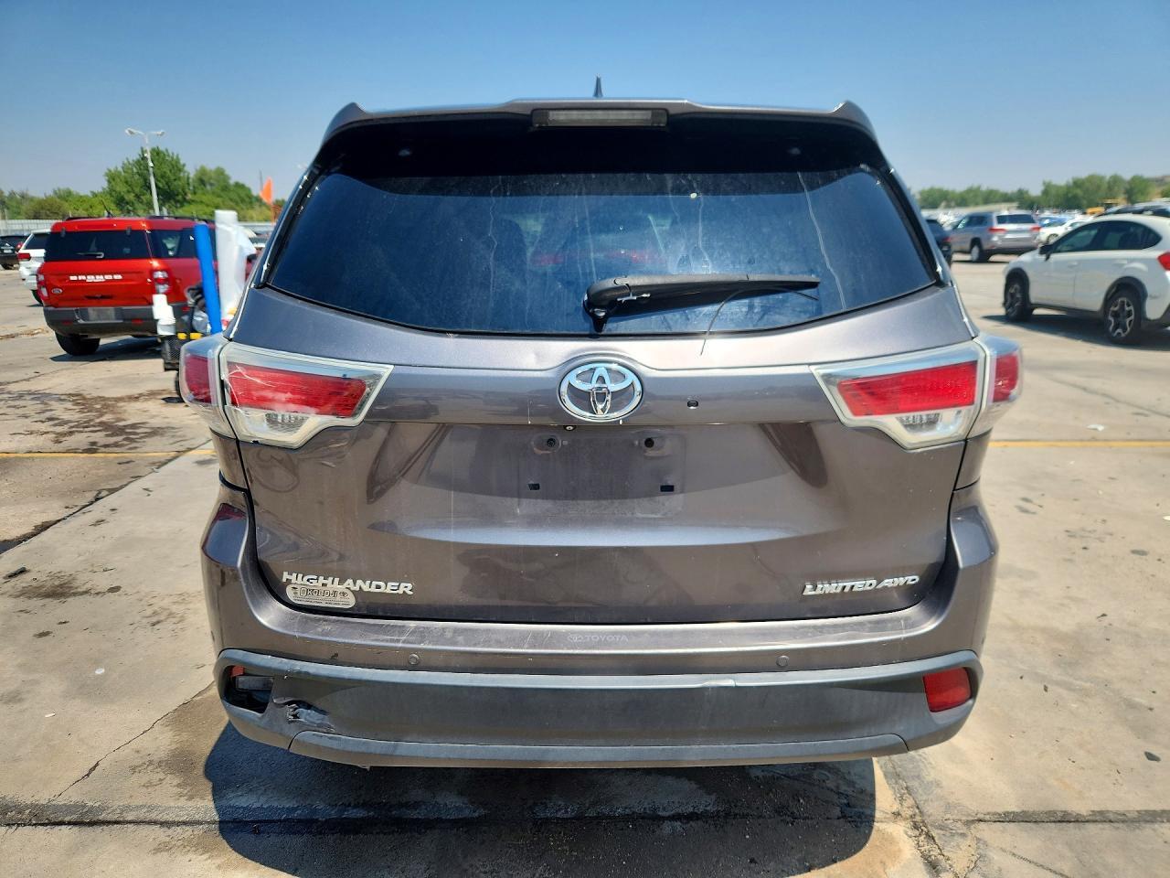 2015 Toyota Highlander Limited - Image 6