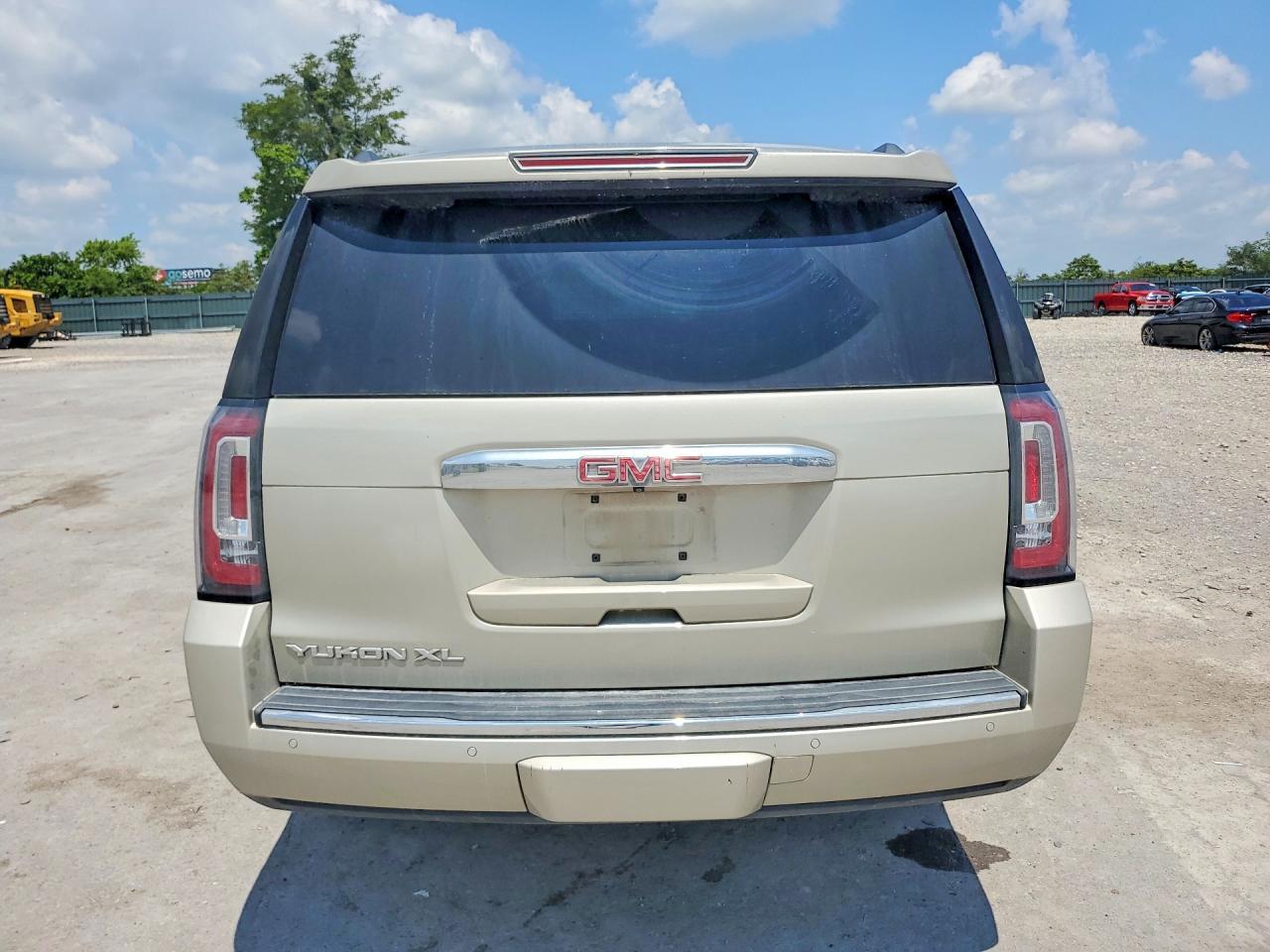 2016 GMC Yukon Xl Denali - Фото 6