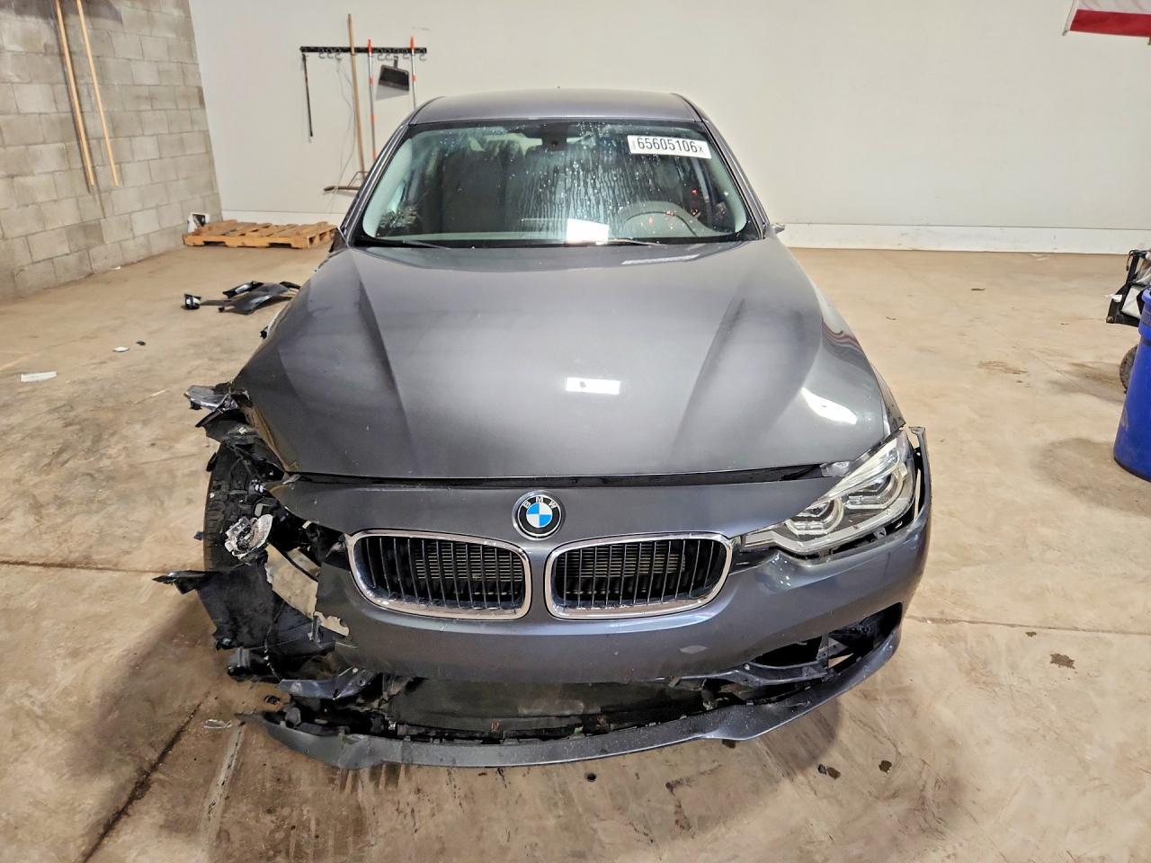 2018 BMW 320 I - Image 5