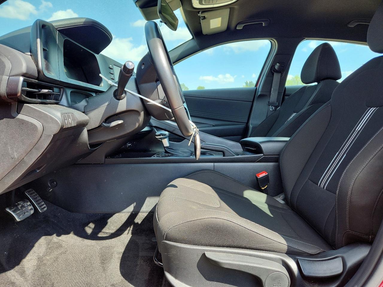 2025 Hyundai Elantra Sel Sport - Фото 7