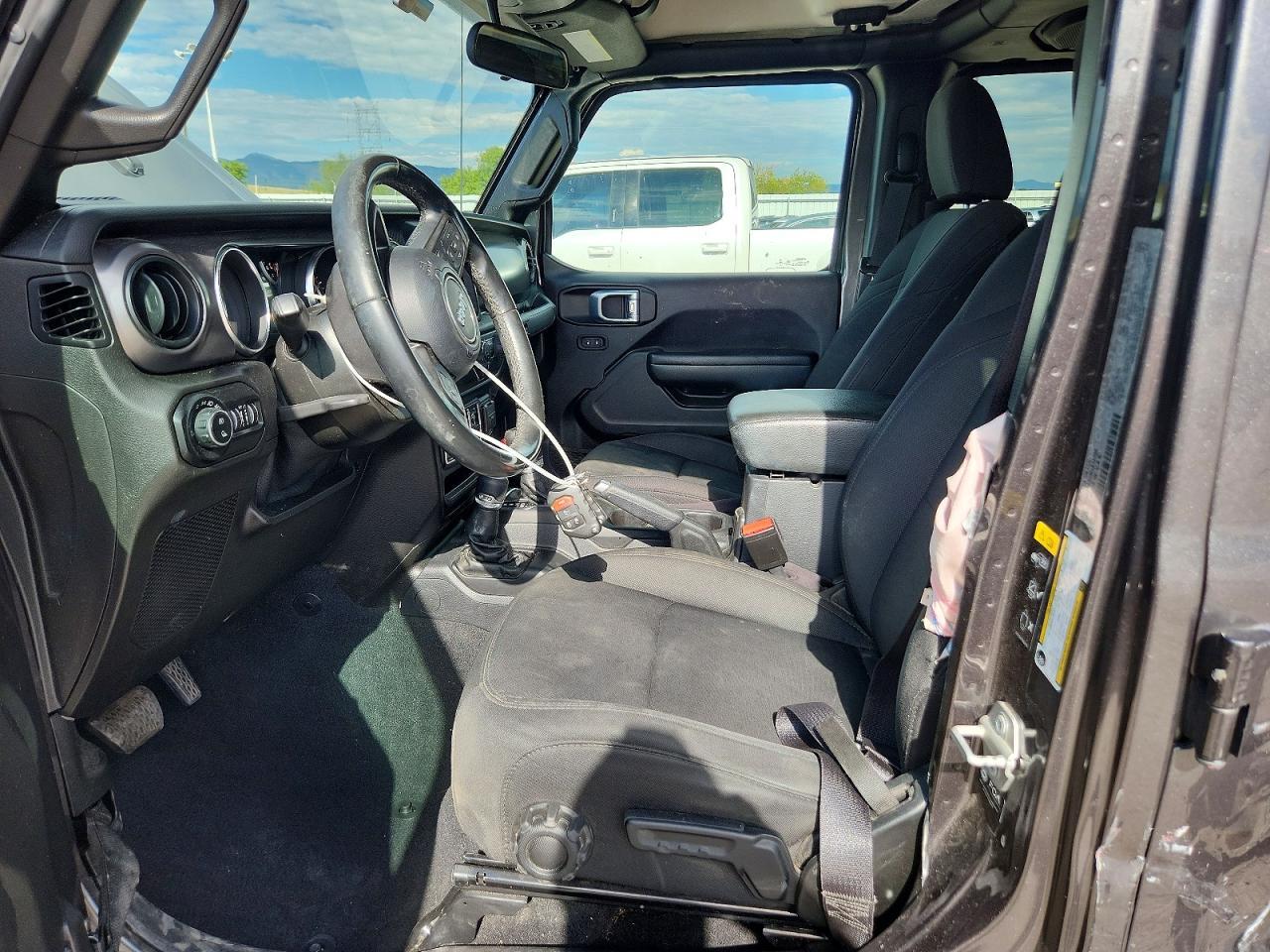 2021 Jeep Gladiator Sport - Image 7