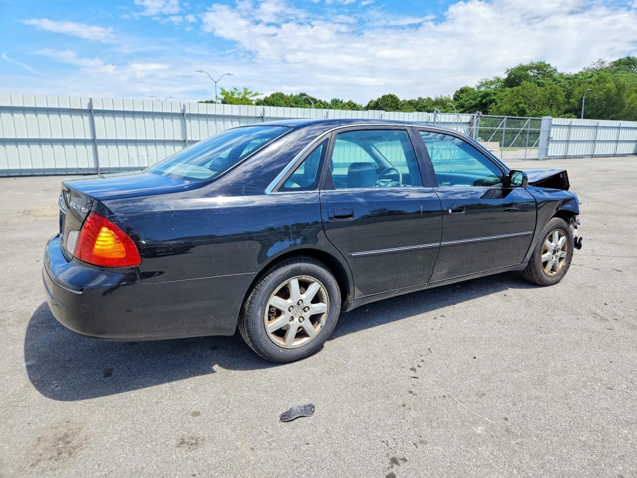 2002 Toyota Avalon Xls - Фото 3