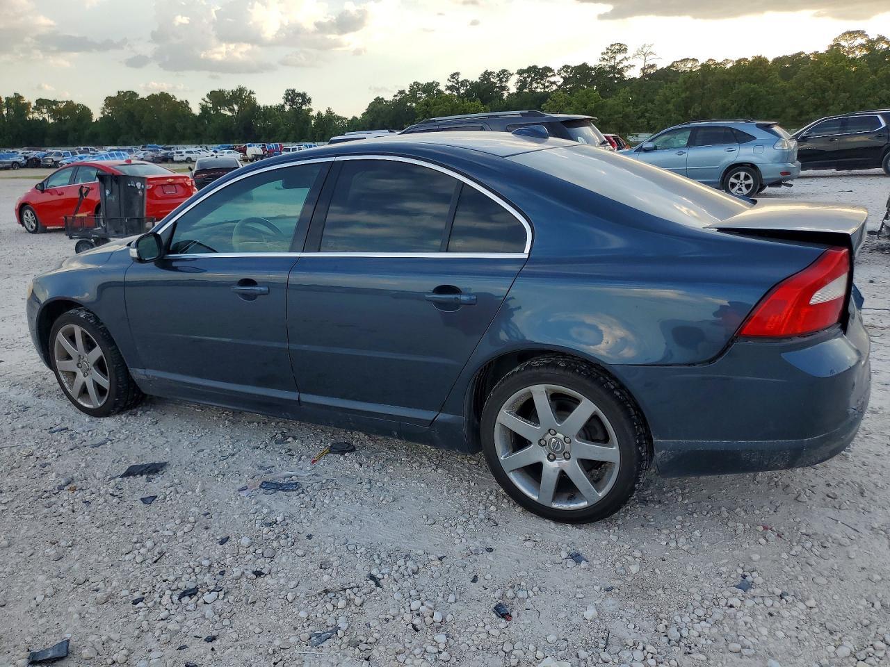 2008 Volvo S80 3.2 - Image 2