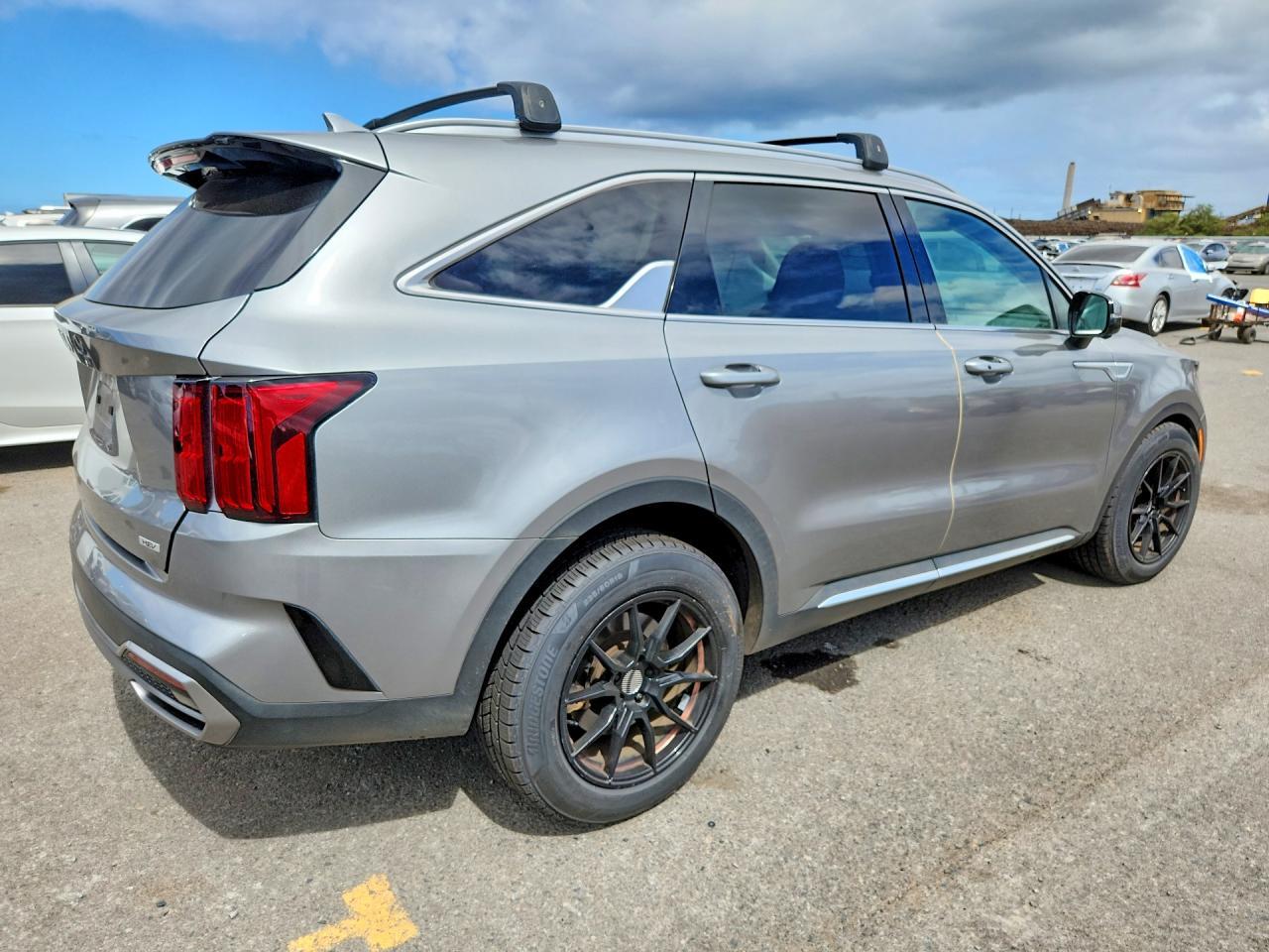 2023 Kia Sorento Sxp - Image 3