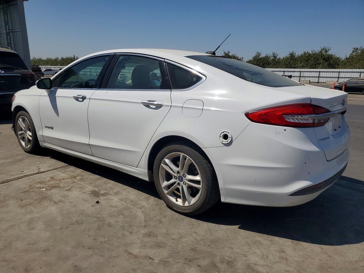 2018 Ford Fusion Se Hybrid - Фото 2