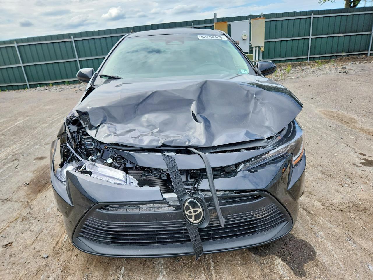 2025 Toyota Corolla Le - Image 5