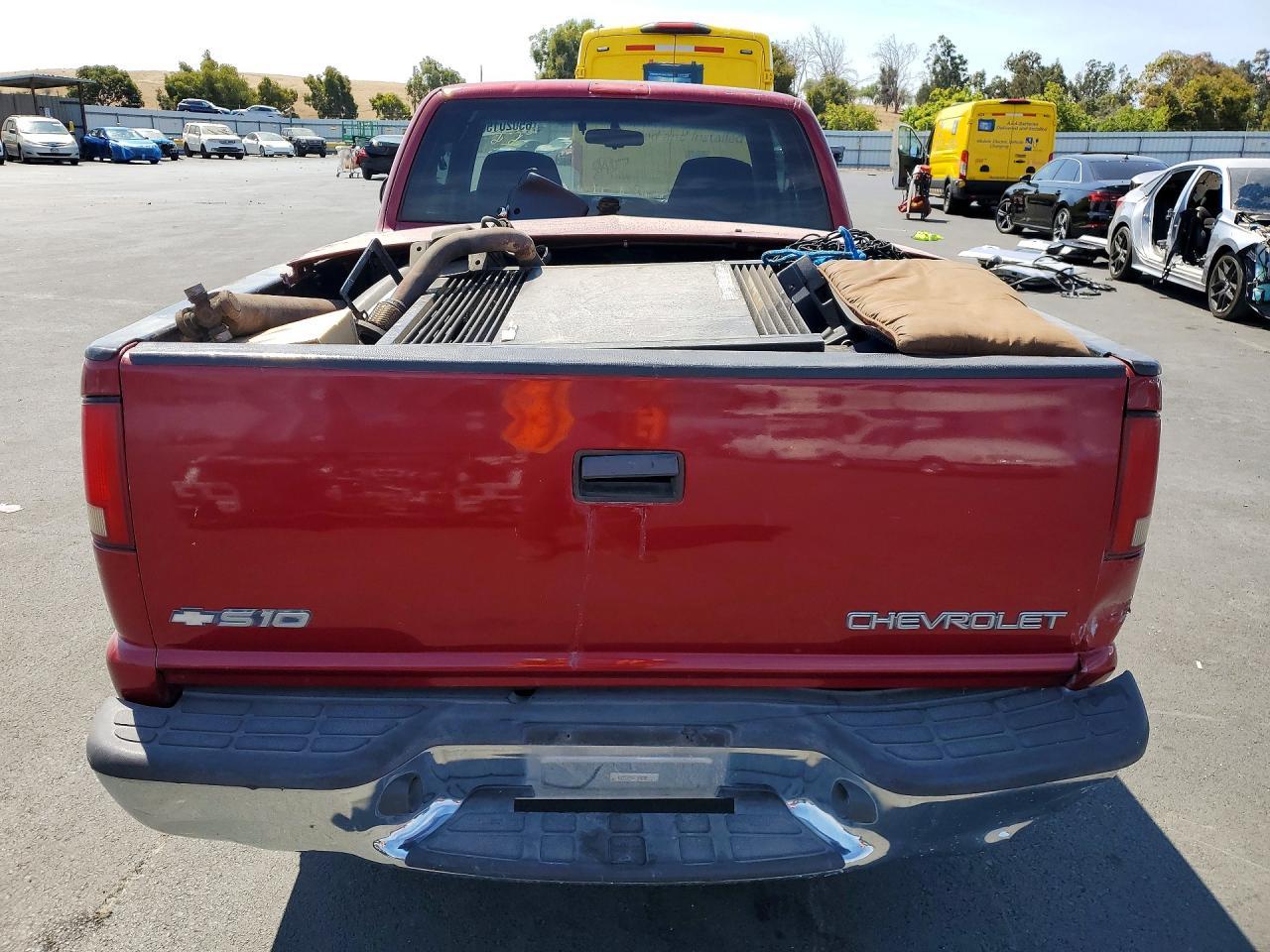 2001 Chevrolet S Truck S10 - Фото 6