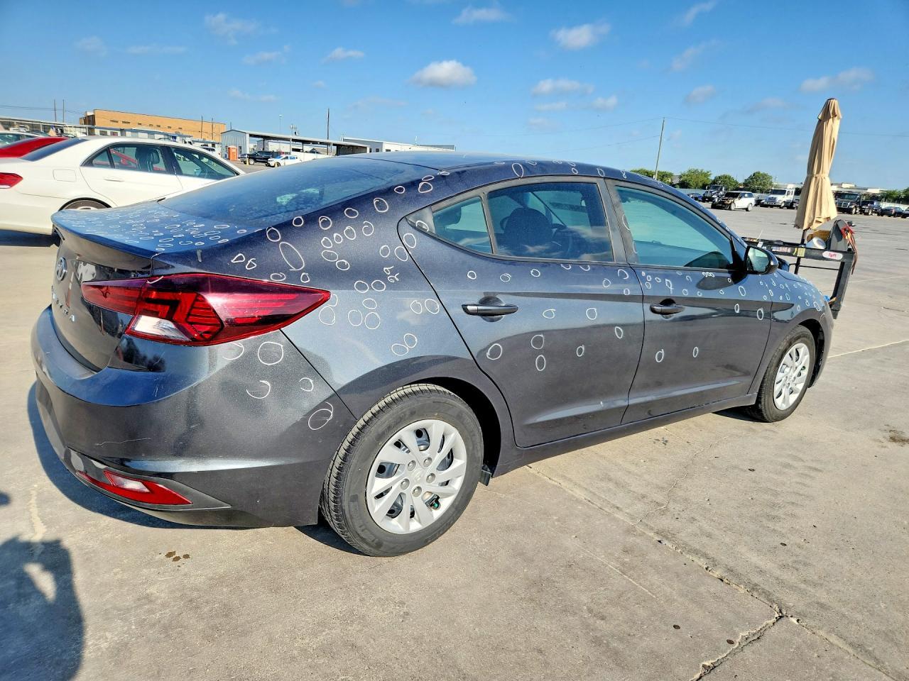 2020 Hyundai Elantra Se - Фото 3