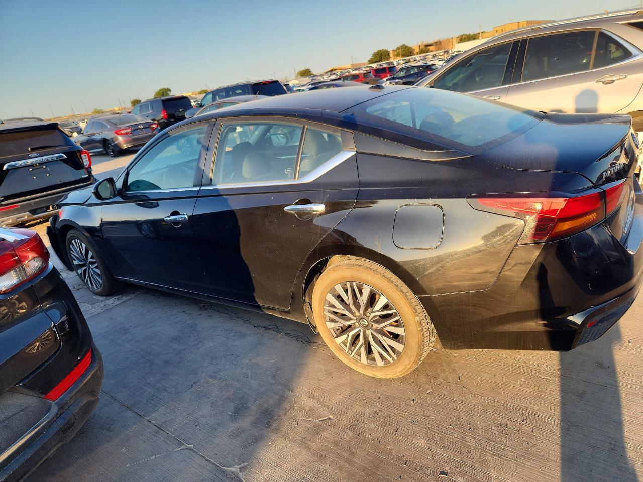 2023 Nissan Altima Sv - Фото 2