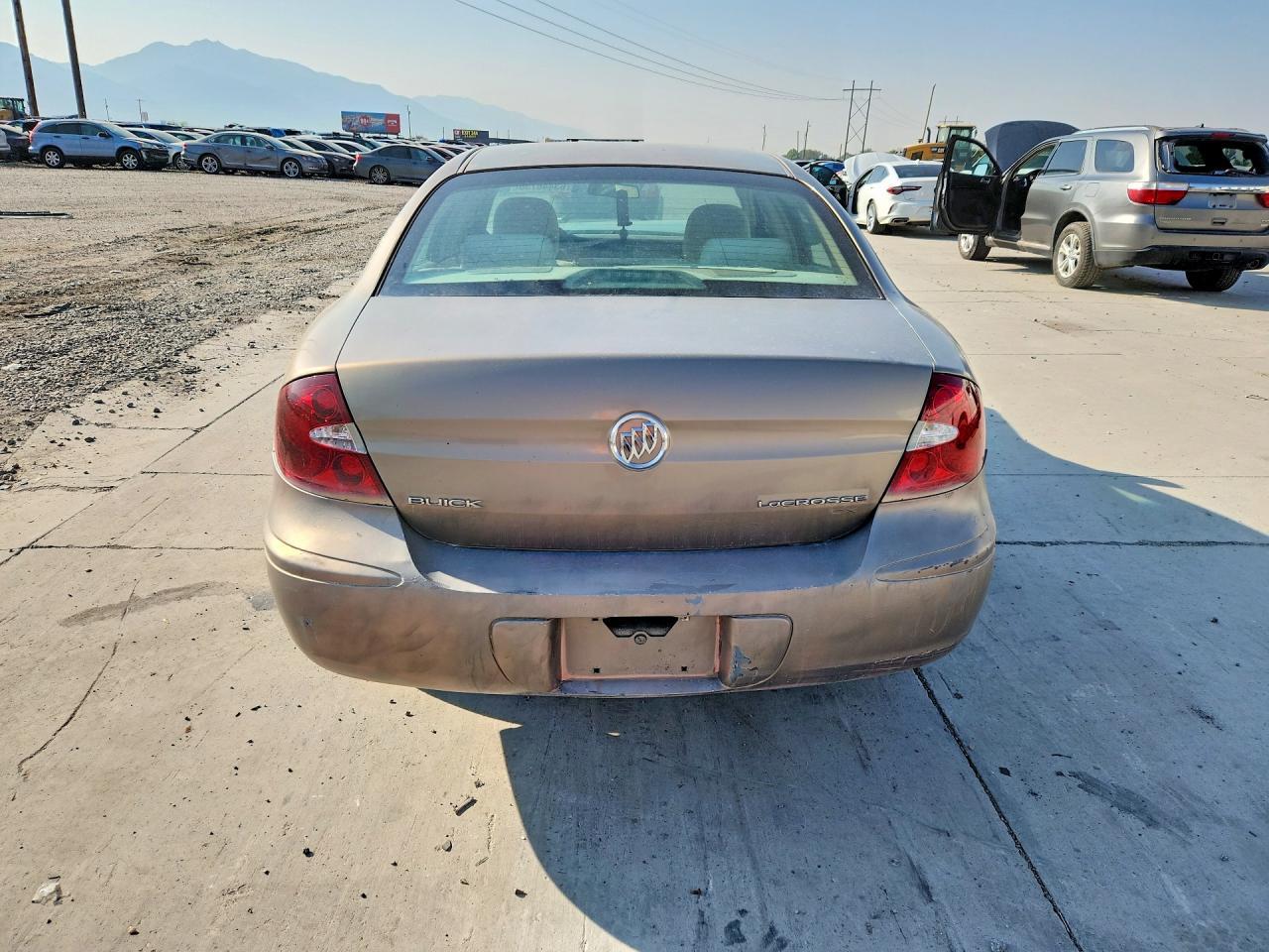 2006 Buick Lacrosse Cx - Image 6