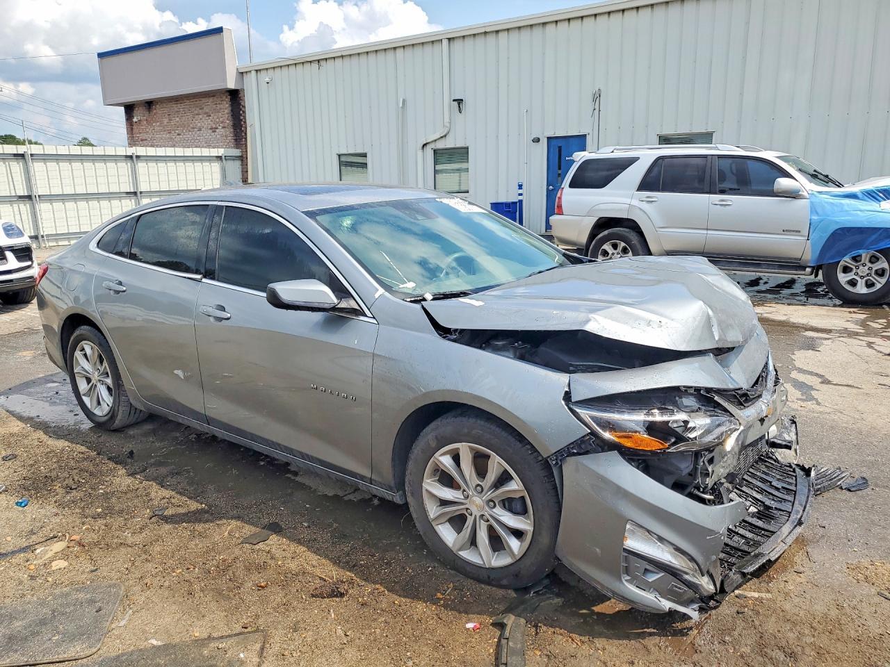 2024 Chevrolet Malibu Lt - Фото 4