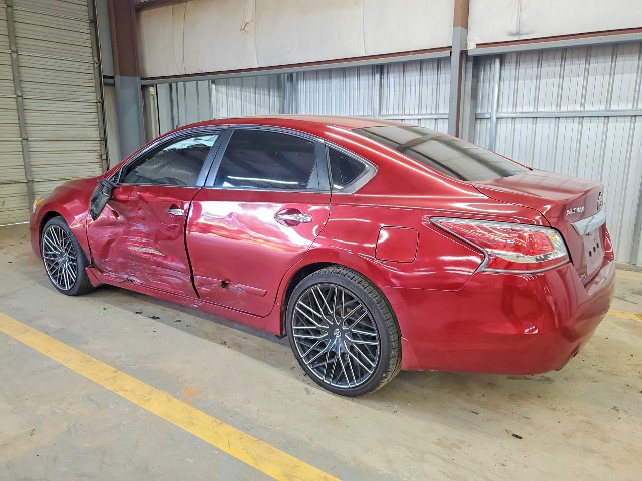 2015 Nissan Altima 2.5 S - Image 2